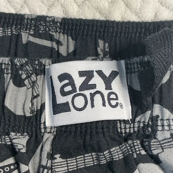 Lazy One Men’s Black Shorts with Gray Guitar Print Sz M 0773 - Picture 2 of 3